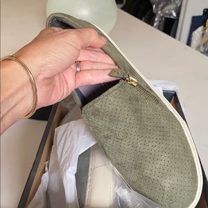 Dr Scholls No Chill willow- size 9 NWT